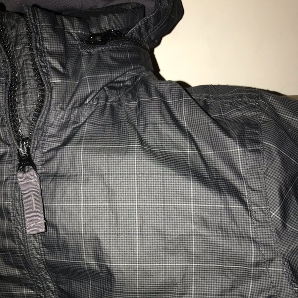 Little boys Gap windbreaker - Picture 2 of 7